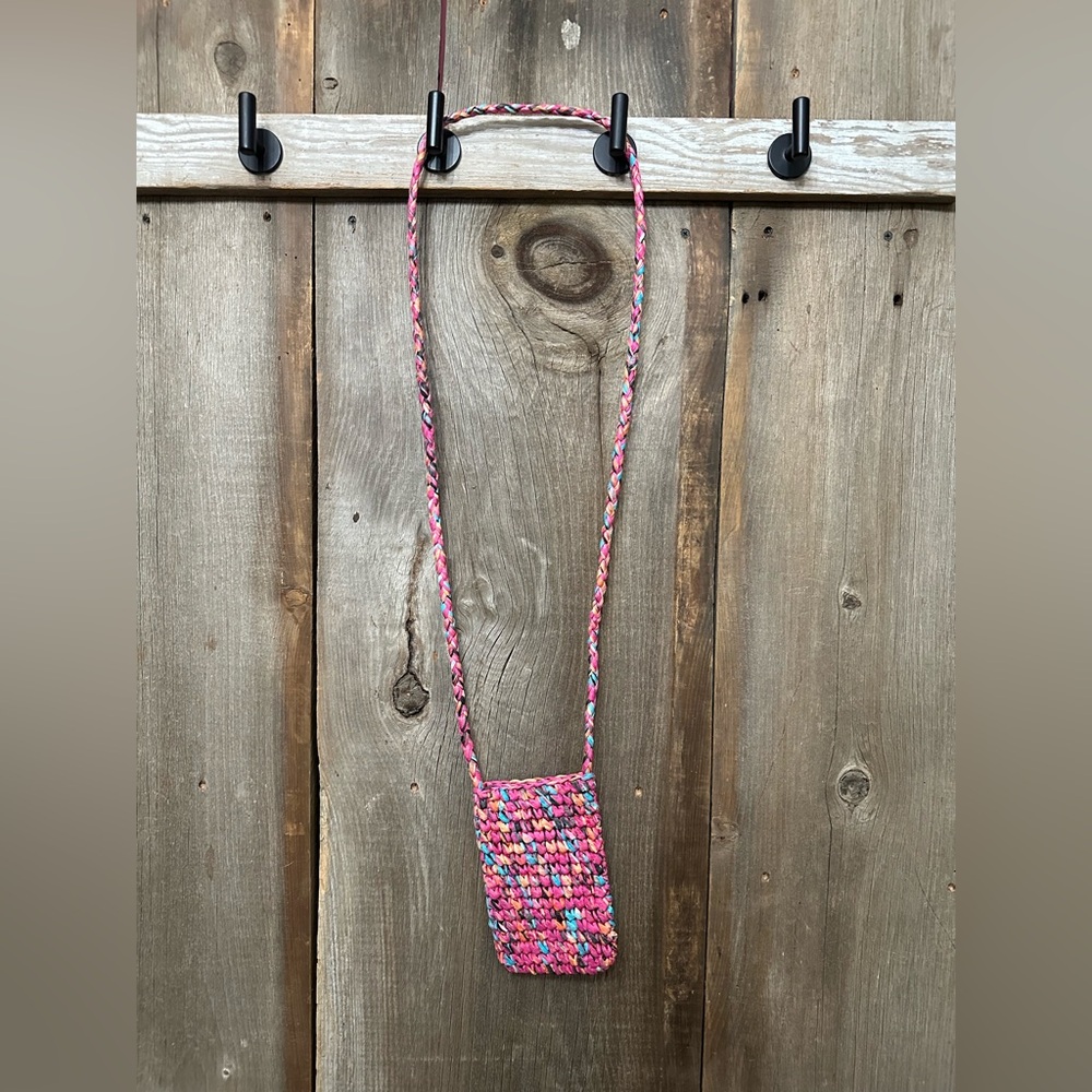 NWOT Old Navy Straw-Paper Crochet Crossbody Bag in Pink Multicolor - Picture 6 of 13